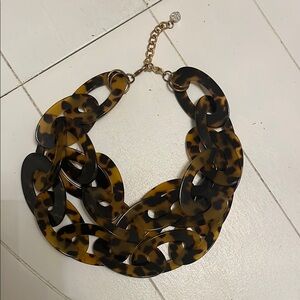 TUCKERNUCK Tortoise Chain Link Necklace